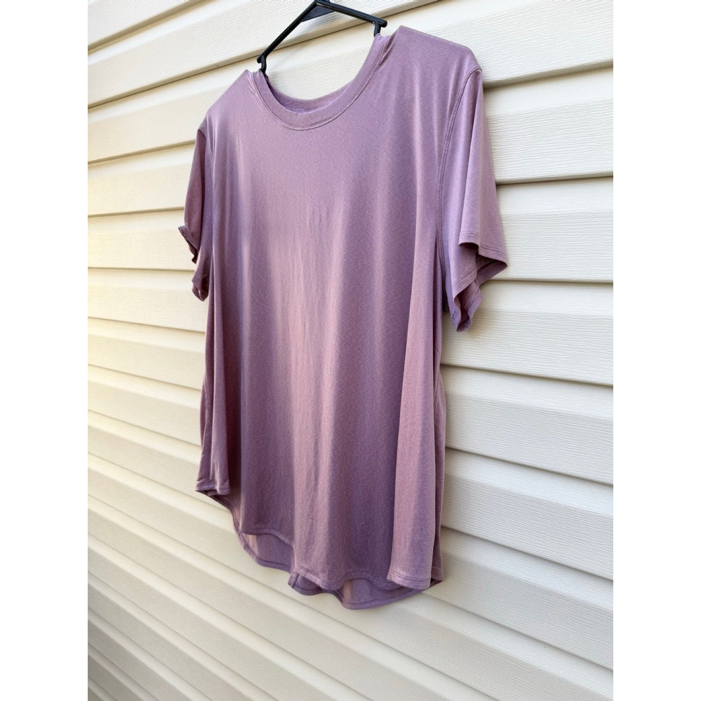 Lululemon Lightweight Split-Back Training Tee Xl … - image 5